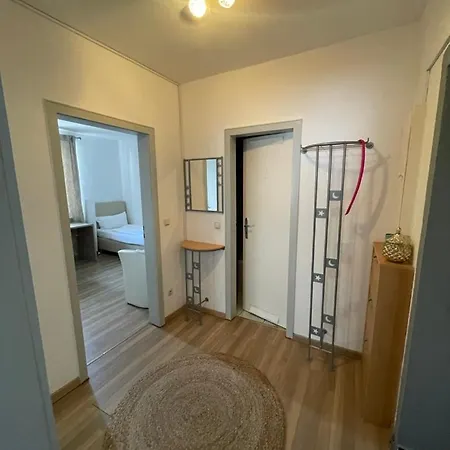 Apartman 203 Schoene Monteur Bis 4 Personen *